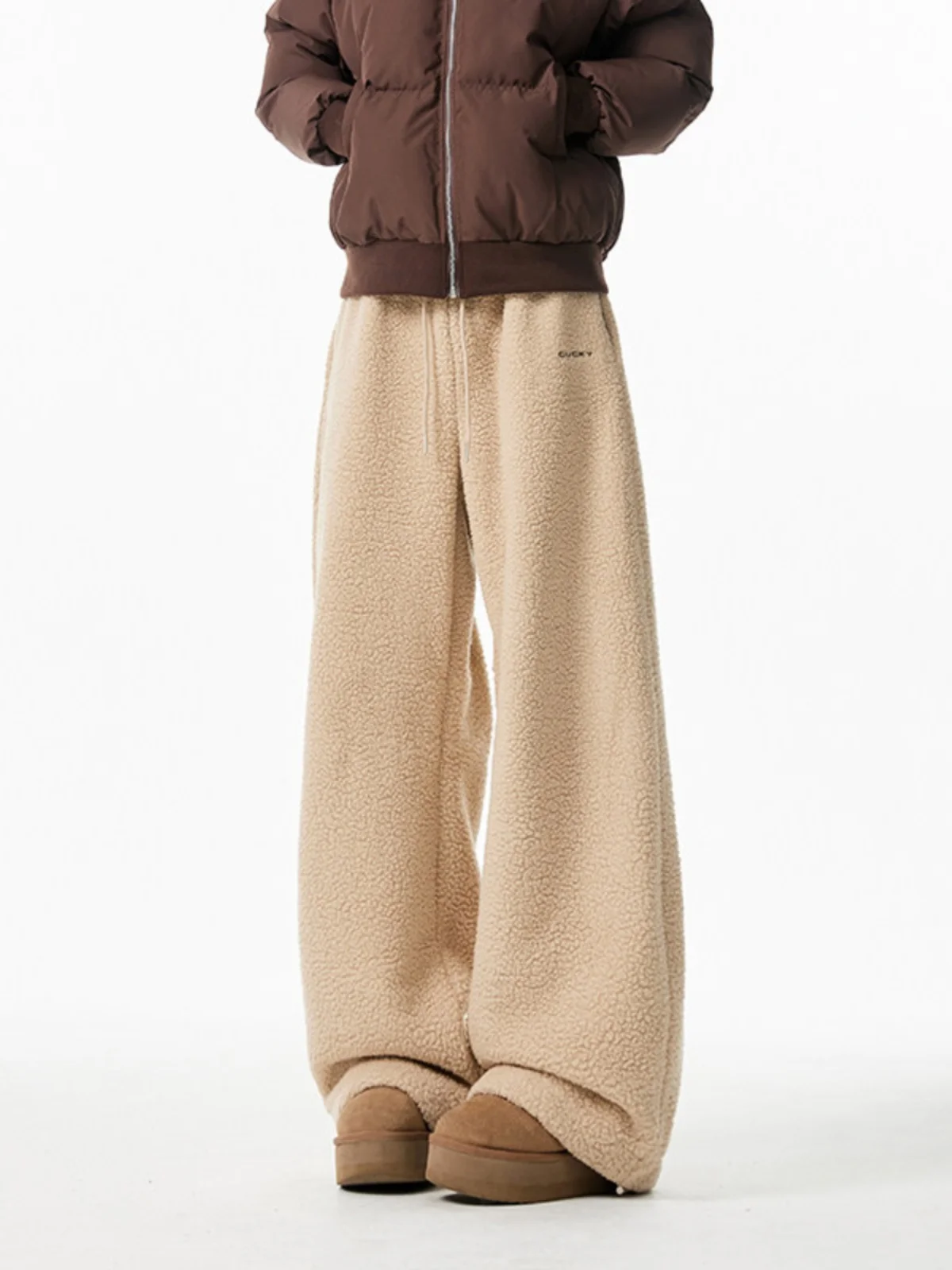 Khaki Lamb Velvet Men's Winter Thi Warm Cotton Pants Wide Leg Sweatpants Couple Matching Loose Fit Workwear Trousers
Khaki Lamb Velvet Men's Winter Thi Warm Cotton Pants Wide Leg Sweatpants Couple Matching Loose Fit Workwear Trousers