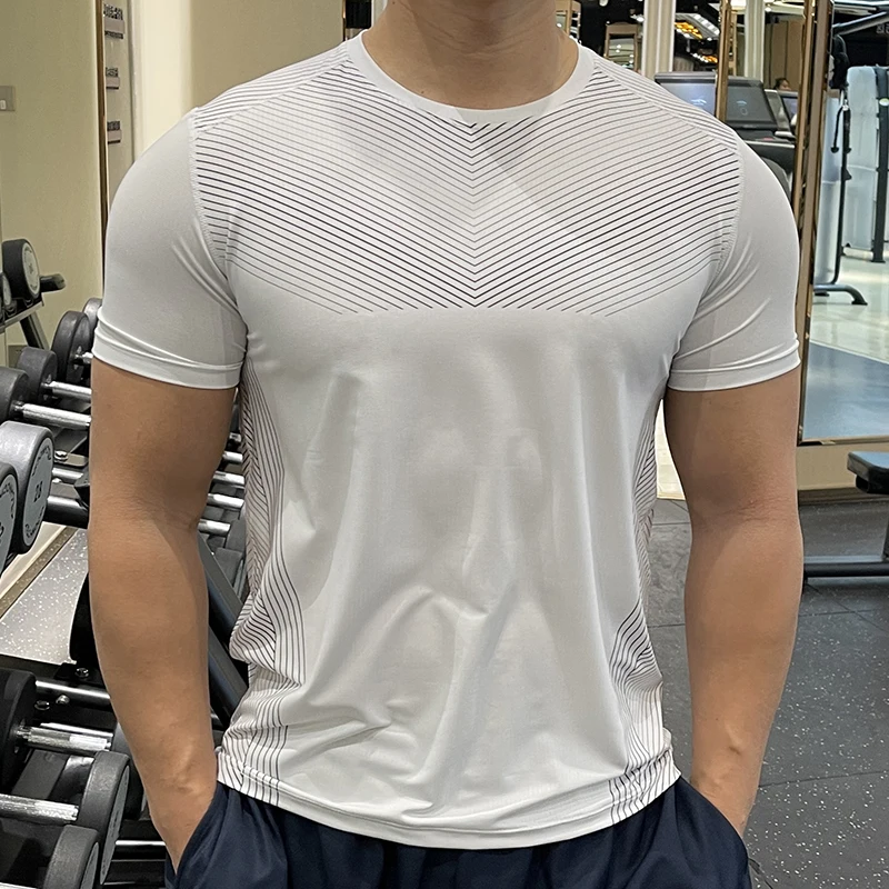 2023 Men Summer O Neck Short Sleeve Tops Quick Dry Sports T Shirts Male Fitness Training T-shirts Bodybuilding Gym Running Tees
2023 Men Summer O Neck Short Sleeve Tops Quick Dry Sports T Shirts Male Fitness Training T-shirts Bodybuilding Gym Running Tees