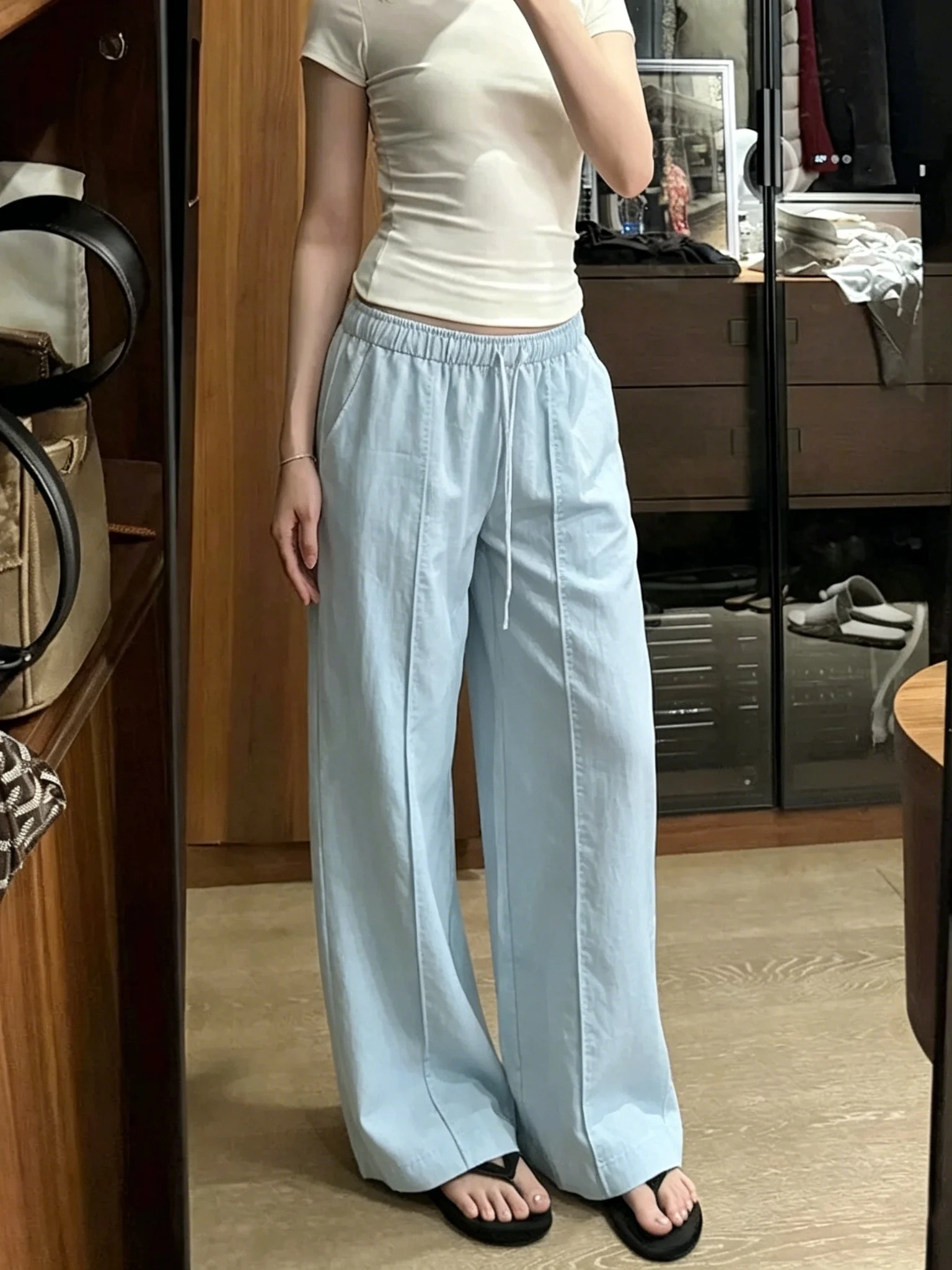 Casual Straight Leg Pants Women's plus Size Classic Aesthetic Simple Fashion Versatile High Waist Elastic Waistband Breathable
Casual Straight Leg Pants Women's plus Size Classic Aesthetic Simple Fashion Versatile High Waist Elastic Waistband Breathable
