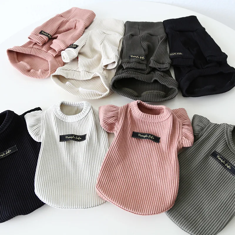 Pet Winter Fashion Style Lapel Fly Sleeve Base Shirt High Neck Cat Clothing Pet Base Shirt Clothes Dog Hoodie Puppy Clothes
Pet Winter Fashion Style Lapel Fly Sleeve Base Shirt High Neck Cat Clothing Pet Base Shirt Clothes Dog Hoodie Puppy Clothes