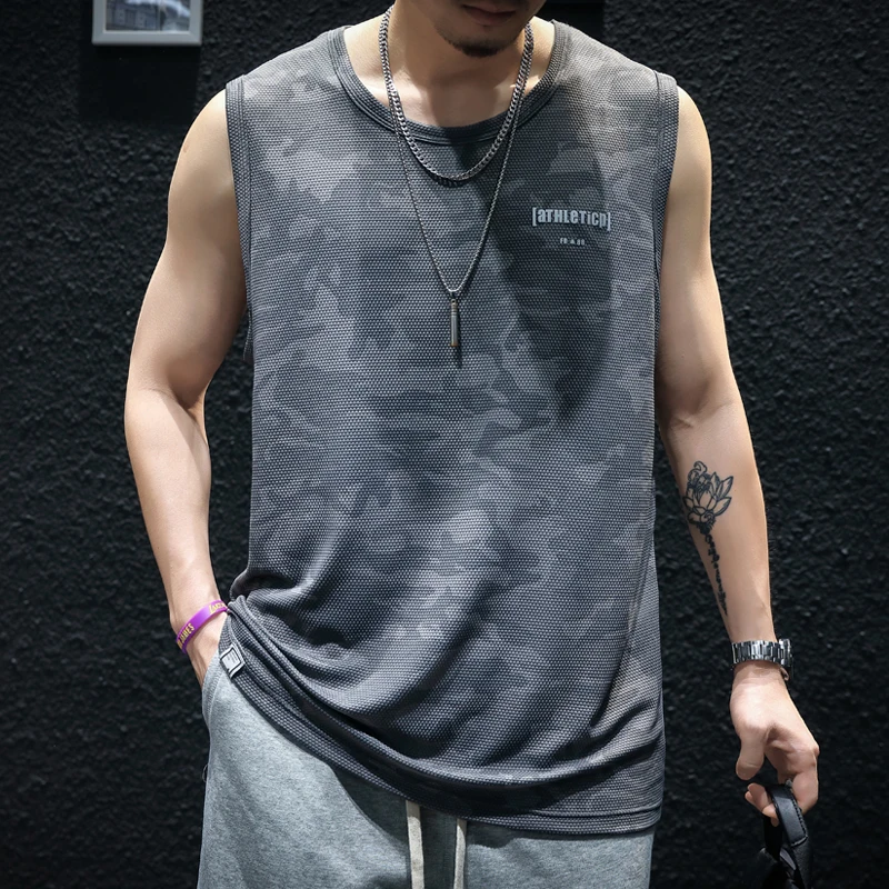 Men's Summer Ice Silk Sleeveless Vest Loose Wide Shoulder Thin Style Comfortable Breathable Quick Dry Sports Fitness T-Shirt
Men's Summer Ice Silk Sleeveless Vest Loose Wide Shoulder Thin Style Comfortable Breathable Quick Dry Sports Fitness T-Shirt