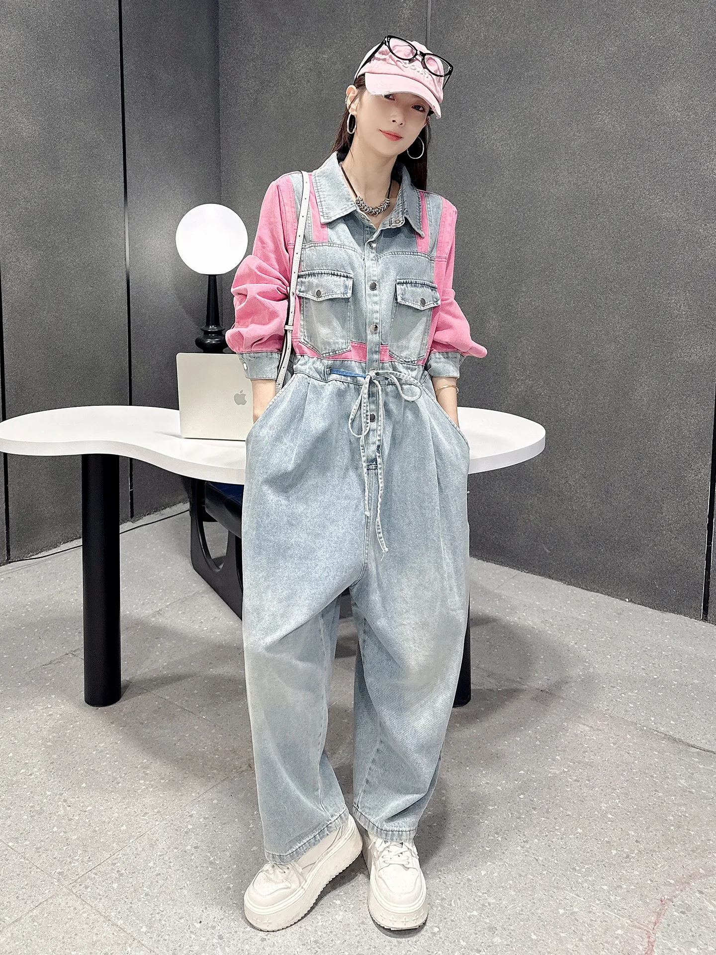 Retro Long Sve Denim Jumpsuit Women's New Autumn Faion Lightweight Luxury Straight Leg Pants Long Trousers Trendy
Retro Long Sve Denim Jumpsuit Women's New Autumn Faion Lightweight Luxury Straight Leg Pants Long Trousers Trendy