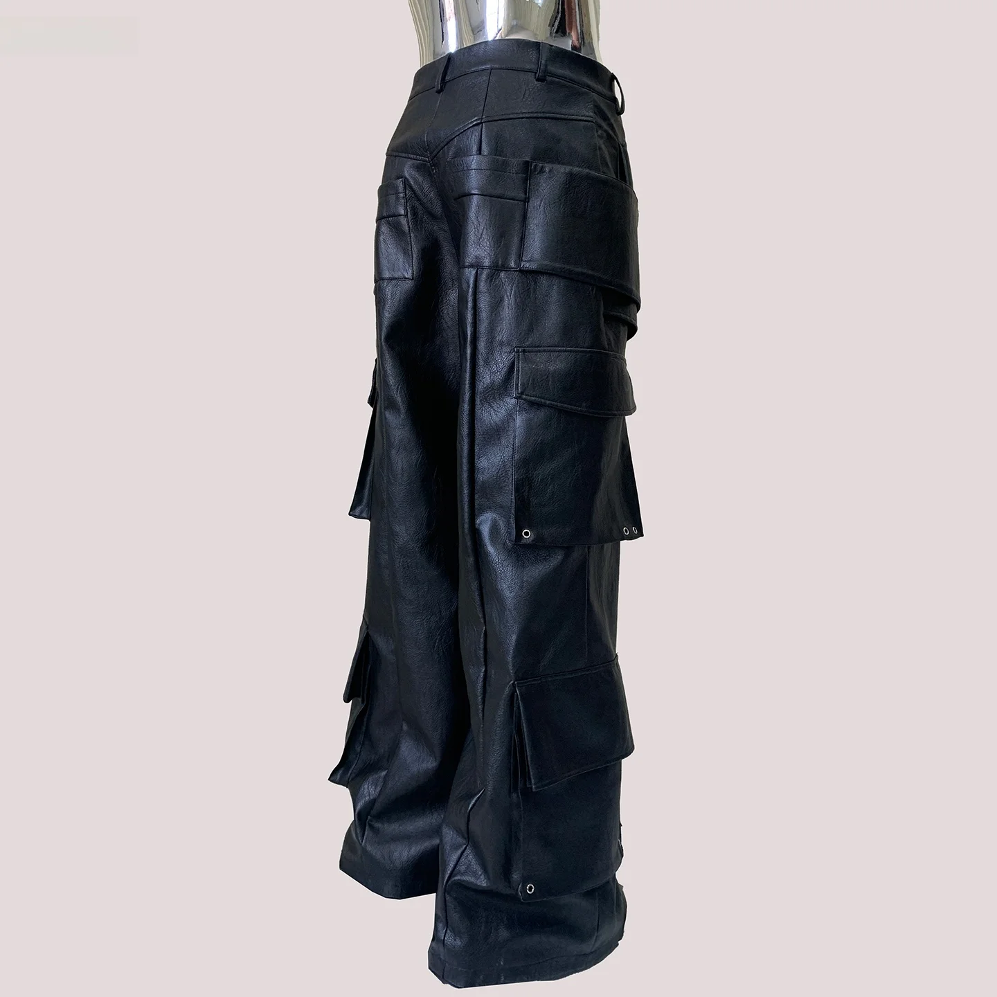 Мужские длинные рабочие брюки Nerazzurri из искусственной кожи с многофункциональной структурой карманов, водонепроницаемые, молодежные, модные, повседневные, свободного кроя, для осени
Мужские длинные рабочие брюки Nerazzurri из искусственной кожи с многофункциональной структурой карманов, водонепроницаемые, молодежные, модные, повседневные, свободного кроя, для осени