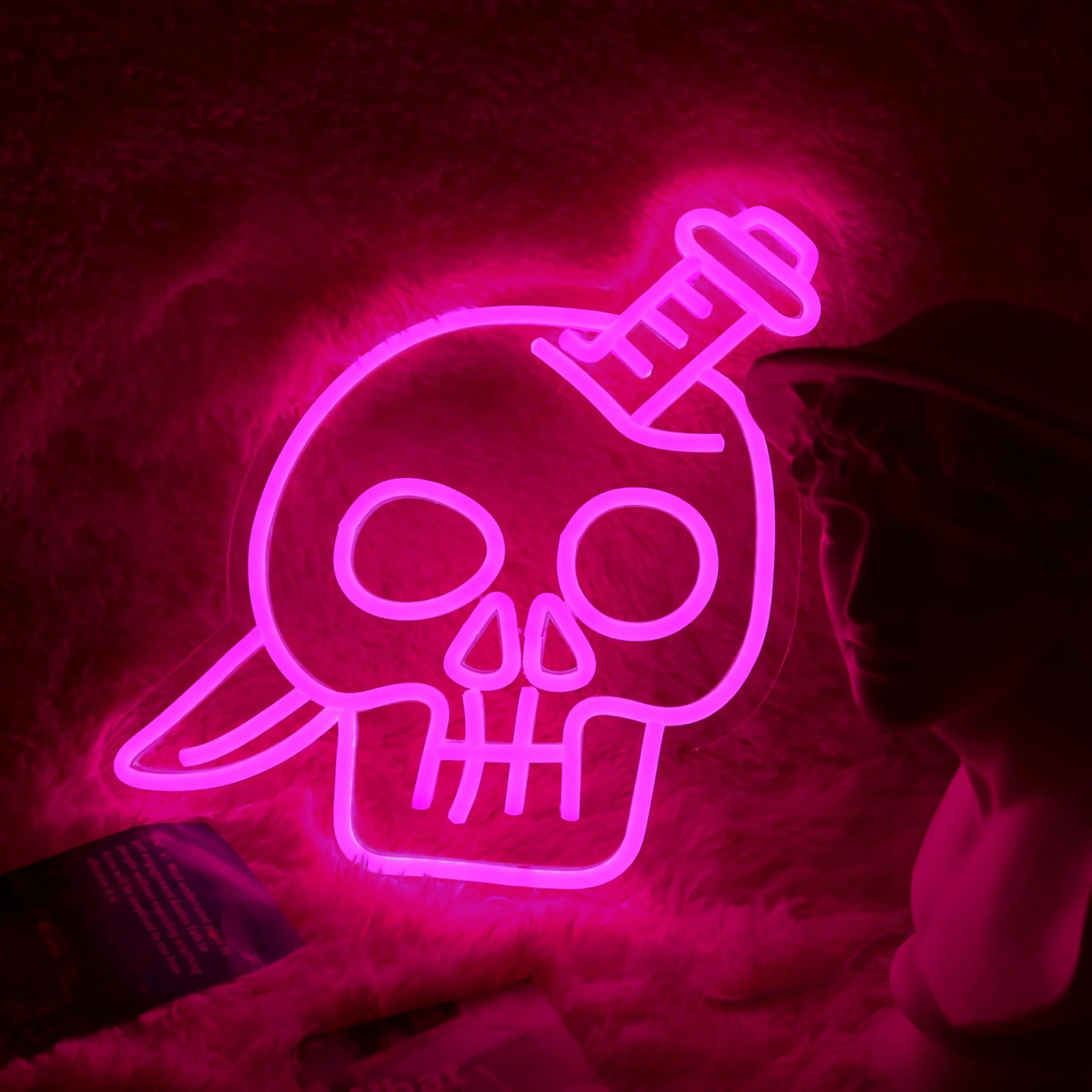 Dagger-in-The-Head Skull Neon Sign USB Dimmable Neon Light for Room Wall Décor Bar Music Concert Man Cave Game Room Wall Art
Dagger-in-The-Head Skull Neon Sign USB Dimmable Neon Light for Room Wall Décor Bar Music Concert Man Cave Game Room Wall Art