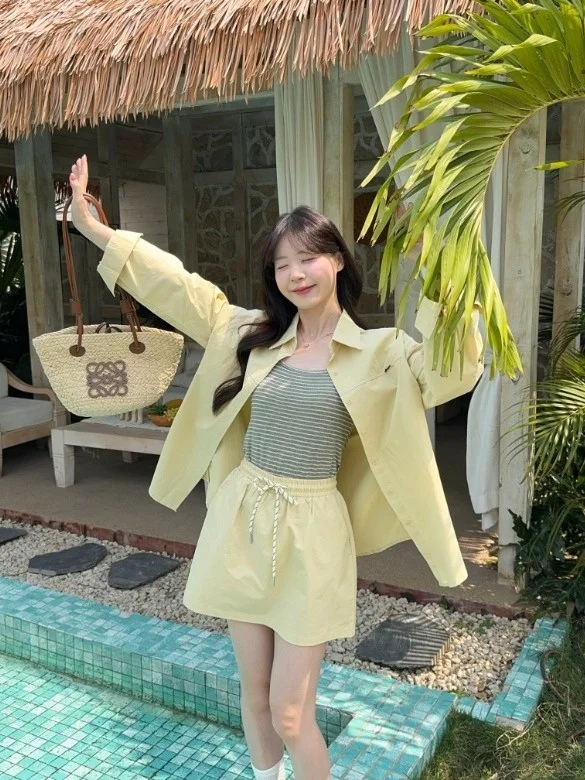 plus Size Women's Casual Long Sleeve Shirt High Waist Skirt Three Piece Set Spring Summer Fashion Comfortable Korean Style Ou...
plus Size Women's Casual Long Sleeve Shirt High Waist Skirt Three Piece Set Spring Summer Fashion Comfortable Korean Style Ou...