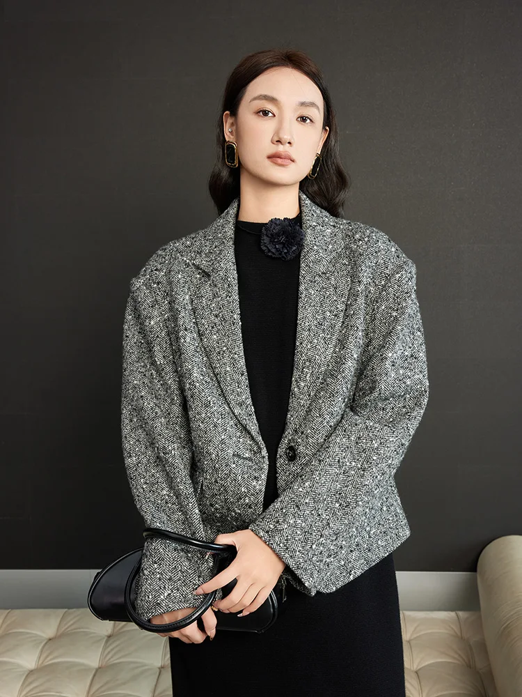 wei Woolen Suit Jaet ey Bla Snowflake Pattern oulder Drop off oulder Tweed Outerwear Commute Sle Loose Fit
wei Woolen Suit Jaet ey Bla Snowflake Pattern oulder Drop off oulder Tweed Outerwear Commute Sle Loose Fit