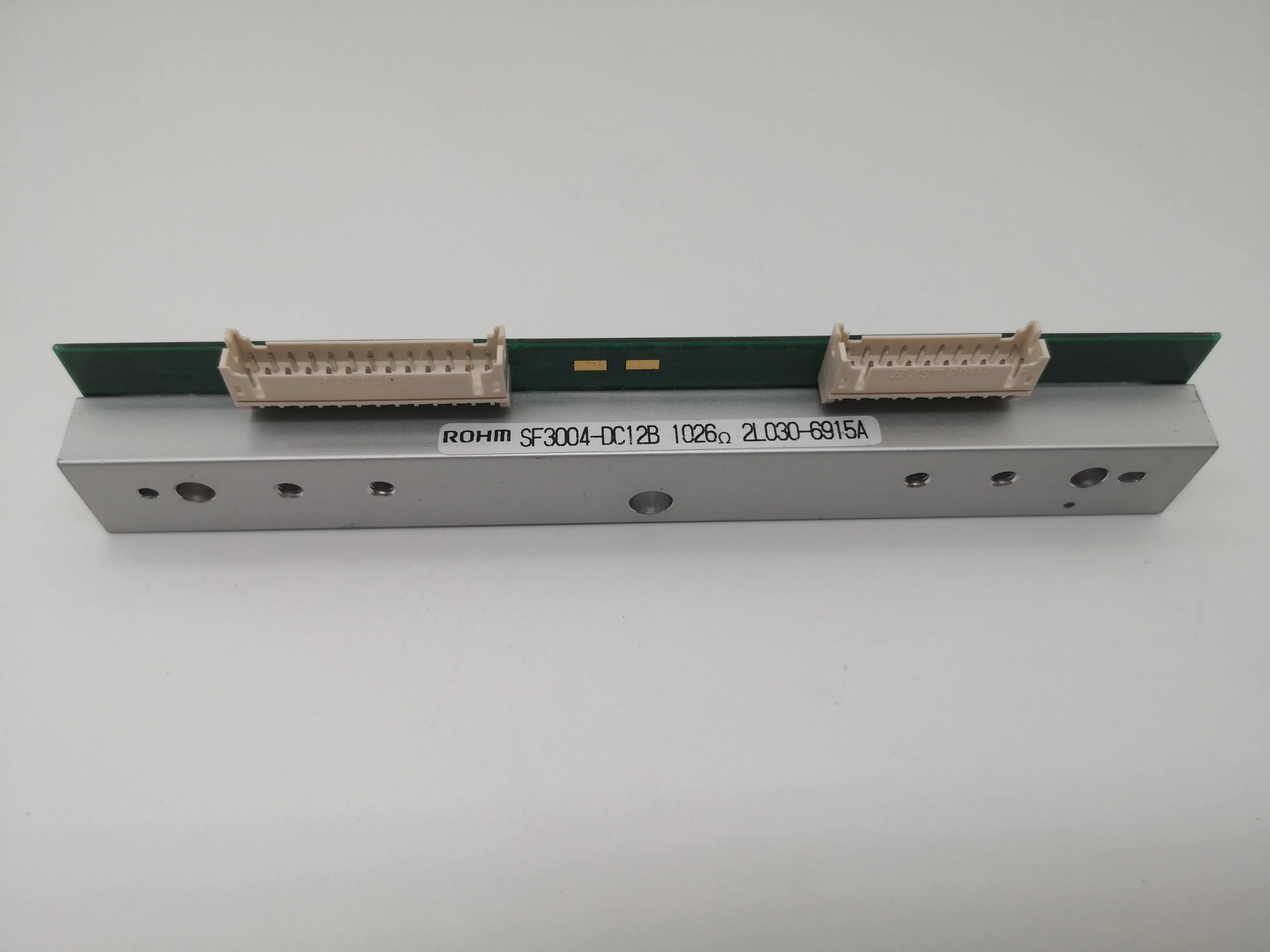 Для Toshiba B-EX4T1-TS 300dpi B-EX4T1-TS 300DPI новая оригинальная термопечатающая головка для принтера штрих-кодов, печатающая головка для этикеток.
Для Toshiba B-EX4T1-TS 300dpi B-EX4T1-TS 300DPI новая оригинальная термопечатающая головка для принтера штрих-кодов, печатающая головка для этикеток.