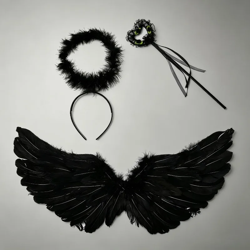 Halloween Hit Cosplay Costume Black Angel Wings Costume Three-piece Adult Children's Party Show Demon Decoration
Halloween Hit Cosplay Costume Black Angel Wings Costume Three-piece Adult Children's Party Show Demon Decoration