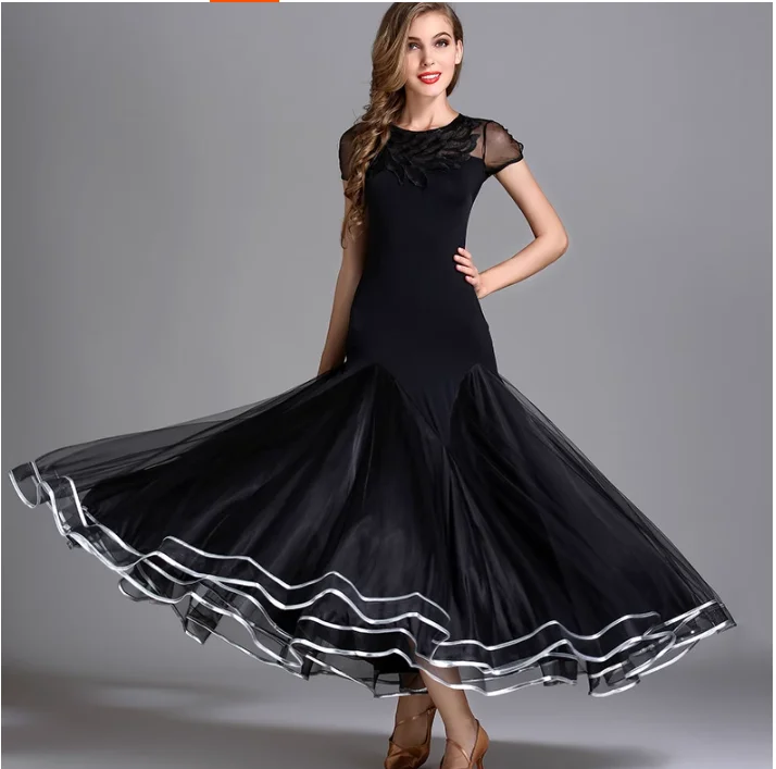 Женский костюм вальса, платье для современного танца с короткими рукавами, черный костюм для бальных соревнований
Женский костюм вальса, платье для современного танца с короткими рукавами, черный костюм для бальных соревнований