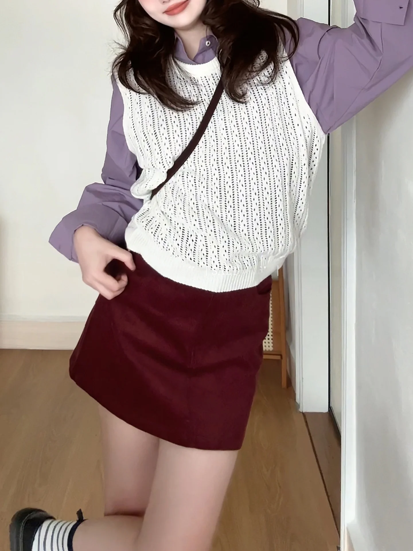 Ретро-юбка А-силуэта из вельвета винного цвета с завышенной талией, женская короткая юбка, облегающая, для осеннего сезона, модный тренд
Ретро-юбка А-силуэта из вельвета винного цвета с завышенной талией, женская короткая юбка, облегающая, для осеннего сезона, модный тренд