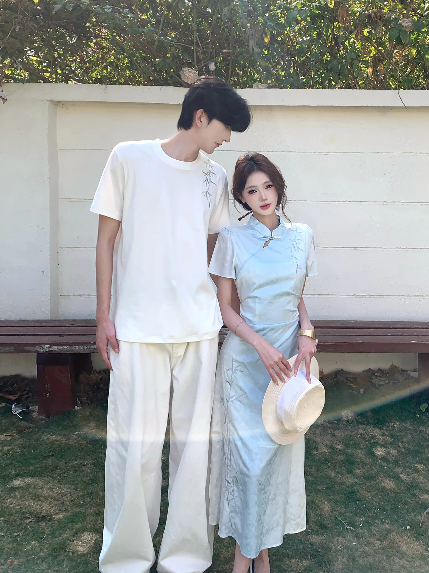 New Chinese Style Couple Matching Long Sleeveless T-Shirt Wedding Dress Qipao Dress Breathable Skin-Friendly Cotton Summer Ou...
New Chinese Style Couple Matching Long Sleeveless T-Shirt Wedding Dress Qipao Dress Breathable Skin-Friendly Cotton Summer Ou...