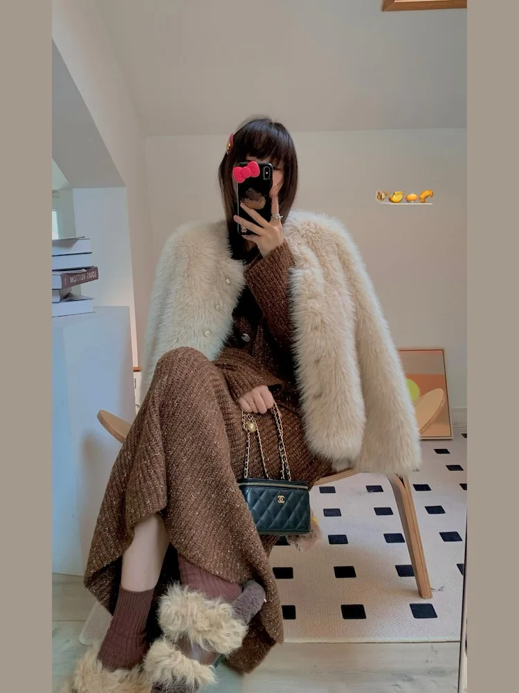 Женское свободное повседневное пальто Moizj Zheng ChunHua Tuscan из искусственного меха с длинным ворсом, экологичное, роскошное, блестящее, 2023 W
Женское свободное повседневное пальто Moizj Zheng ChunHua Tuscan из искусственного меха с длинным ворсом, экологичное, роскошное, блестящее, 2023 W