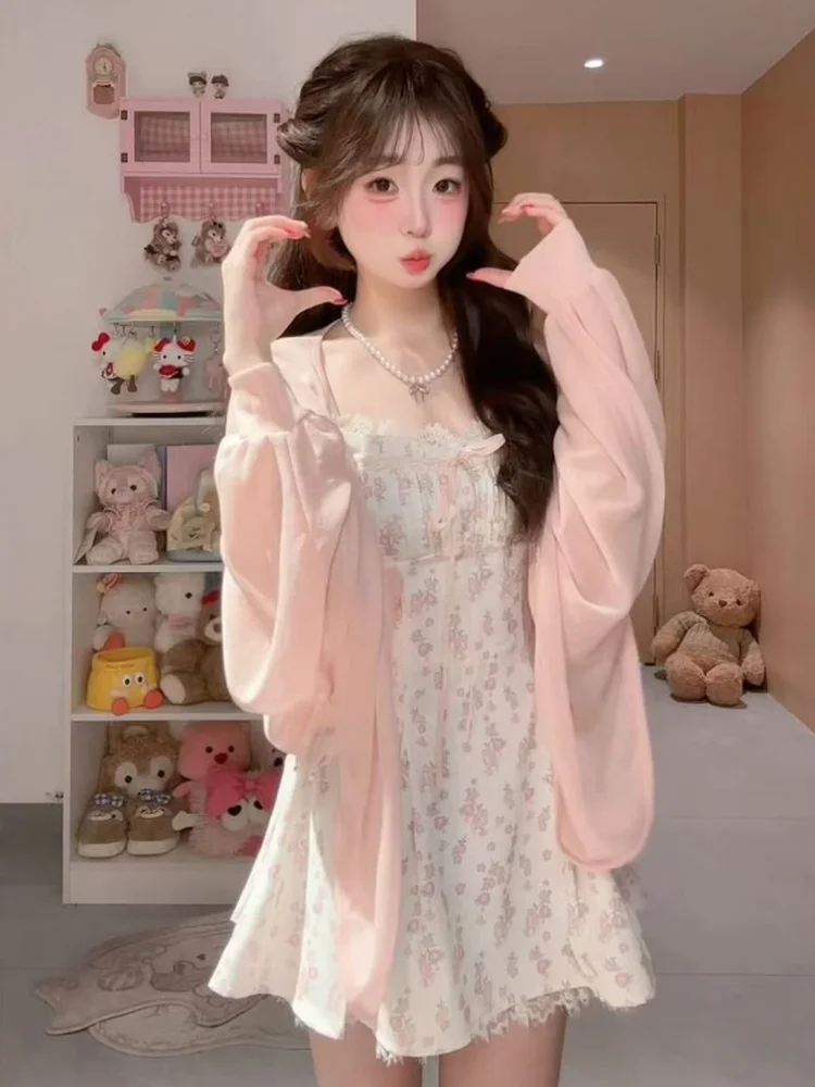 Sweet Floral Print Dress with Bloomer Pants And Open Cardigan Summer Beach Vacation Three-Piece Set Women's Fashion
Sweet Floral Print Dress with Bloomer Pants And Open Cardigan Summer Beach Vacation Three-Piece Set Women's Fashion