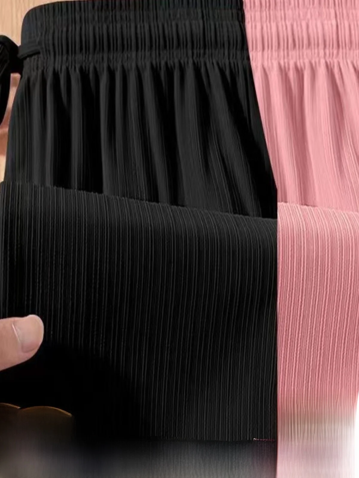 Ice Silk Slim Fit Wide Leg Pants Women's Summer Thin New Sun Protection Loose Trousers Casual Cuffed Pants High Waist Nine Po...
Ice Silk Slim Fit Wide Leg Pants Women's Summer Thin New Sun Protection Loose Trousers Casual Cuffed Pants High Waist Nine Po...