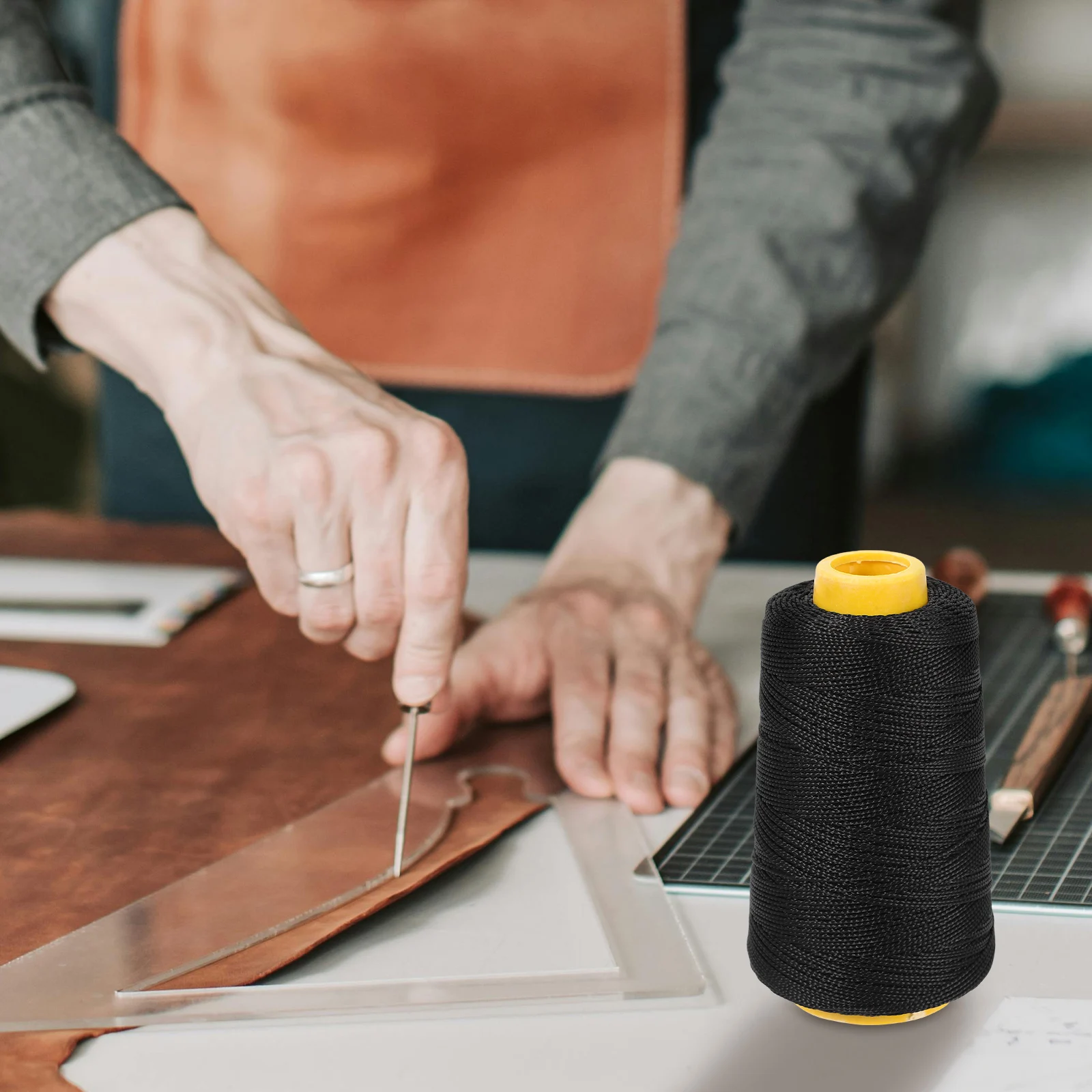 Sewing Thread Lightweight DIY Embroidery Furniture Machine Nylon Quilting Supplies Household Portable Repair Products
Sewing Thread Lightweight DIY Embroidery Furniture Machine Nylon Quilting Supplies Household Portable Repair Products