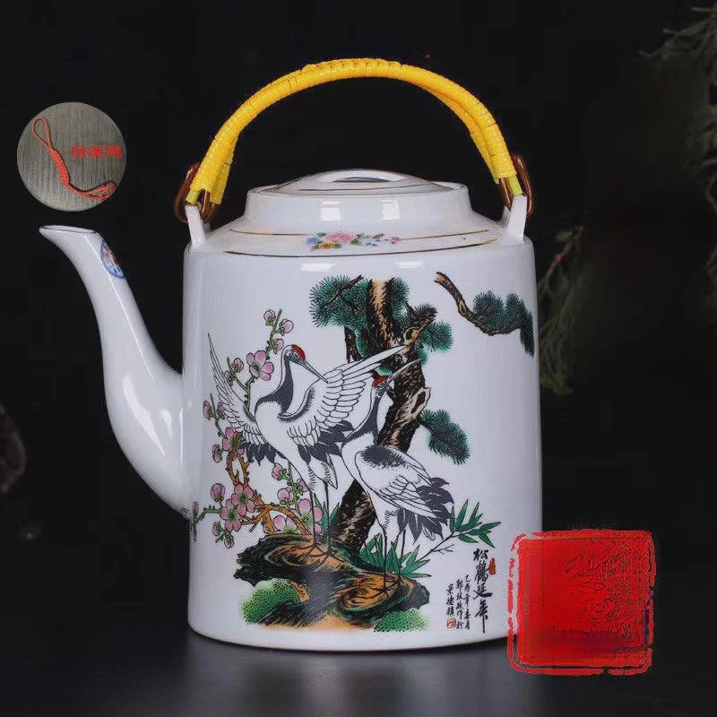 Jingdezhen Ceramic Teapot Large Capacity Traditional Tea Pot Heat Resistant Explosion Proof Vintage Style Cooling Water Pot
Jingdezhen Ceramic Teapot Large Capacity Traditional Tea Pot Heat Resistant Explosion Proof Vintage Style Cooling Water Pot