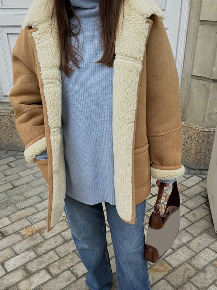 Fashion Women Suede Lamb Wool Cropped Coat Lapel Long Sleeve Pocket Single-breasted Coat 2025 Autumn new Commute Loose Outwear
Fashion Women Suede Lamb Wool Cropped Coat Lapel Long Sleeve Pocket Single-breasted Coat 2025 Autumn new Commute Loose Outwear