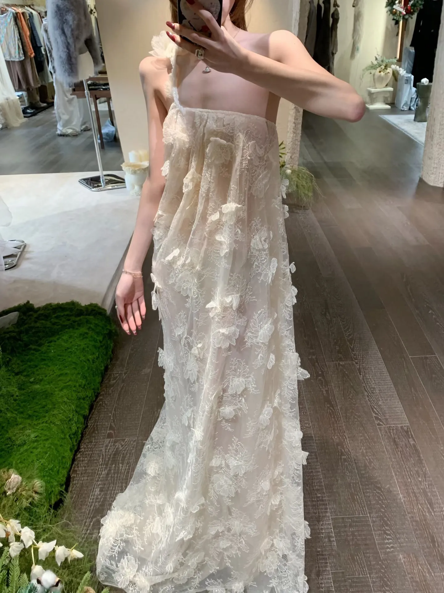 Elegant French Vintage Lace Floral Strapless Gown Women's Luxury Dress Asymmetrical High Waist A-Line Skirt Wedding Dress
Elegant French Vintage Lace Floral Strapless Gown Women's Luxury Dress Asymmetrical High Waist A-Line Skirt Wedding Dress