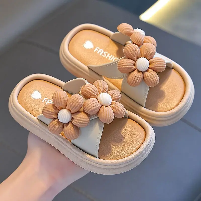 2026 New Summer Girls Childrens Slippers Indoor Home Bath Anti Slip Sandals
2026 New Summer Girls Childrens Slippers Indoor Home Bath Anti Slip Sandals