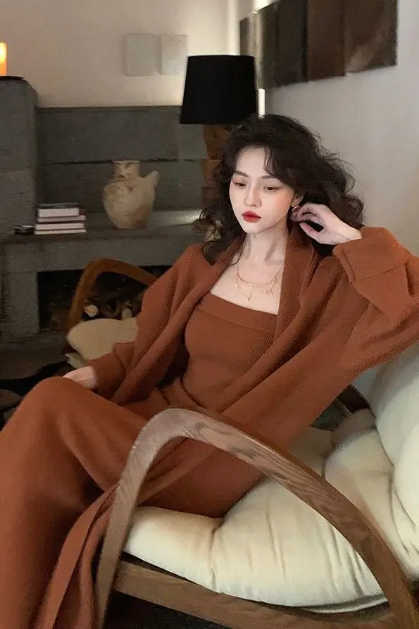 East Asian Inspired Luxe Knit Set Midi Length Bandeau Dress Cardigan Tailored Textured Ensemble Day to Event Coordinates
East Asian Inspired Luxe Knit Set Midi Length Bandeau Dress Cardigan Tailored Textured Ensemble Day to Event Coordinates