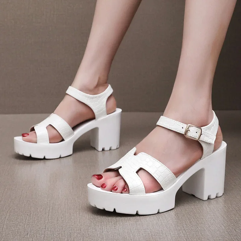 8 Cm Peep Toe Women's Sandals Summer 2025 Platform Concise Thick High Heel Women Shoes Offers Dress Black and White Shoe Size 43
8 Cm Peep Toe Women's Sandals Summer 2025 Platform Concise Thick High Heel Women Shoes Offers Dress Black and White Shoe Size 43
