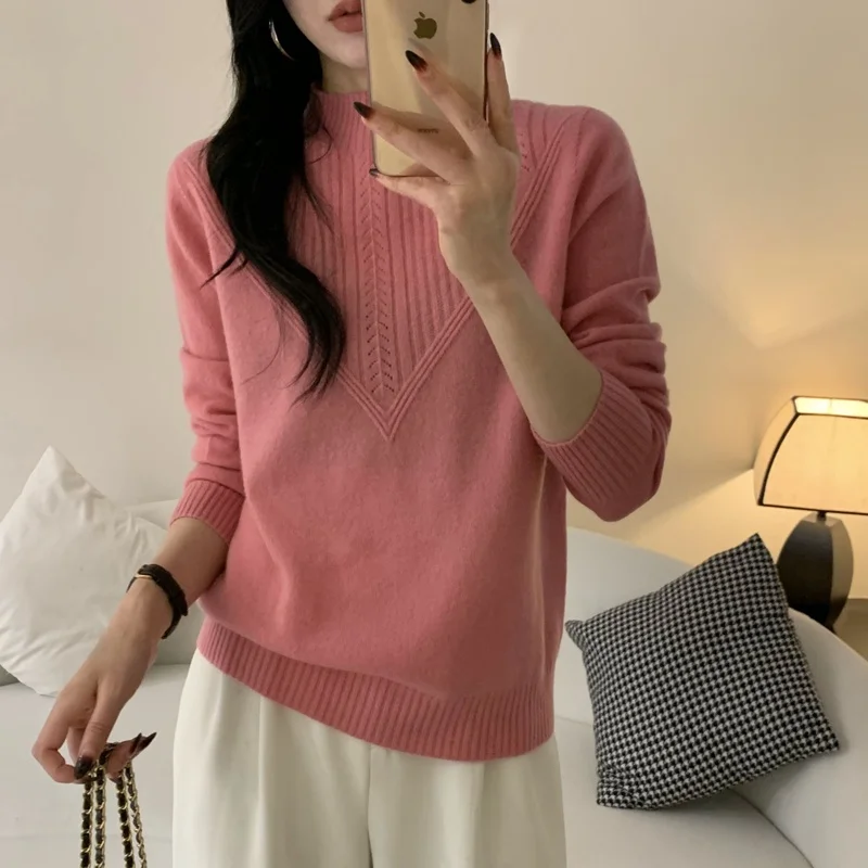 Новый женский свитер из шерстяного трикотажа с ромбовидным узором, высоким воротником, свободного кроя, повседневный, длинный рукав
Новый женский свитер из шерстяного трикотажа с ромбовидным узором, высоким воротником, свободного кроя, повседневный, длинный рукав