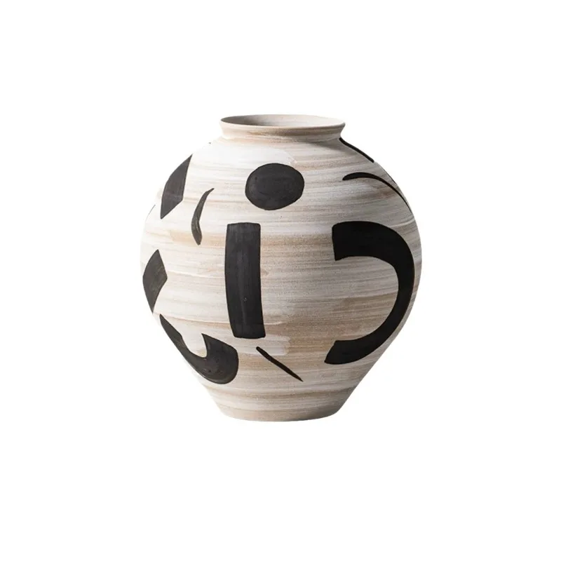 Japanese-style jumping knife pattern hand-painted coarse pottery jar hotel homestay ceramic vase ornament
Japanese-style jumping knife pattern hand-painted coarse pottery jar hotel homestay ceramic vase ornament