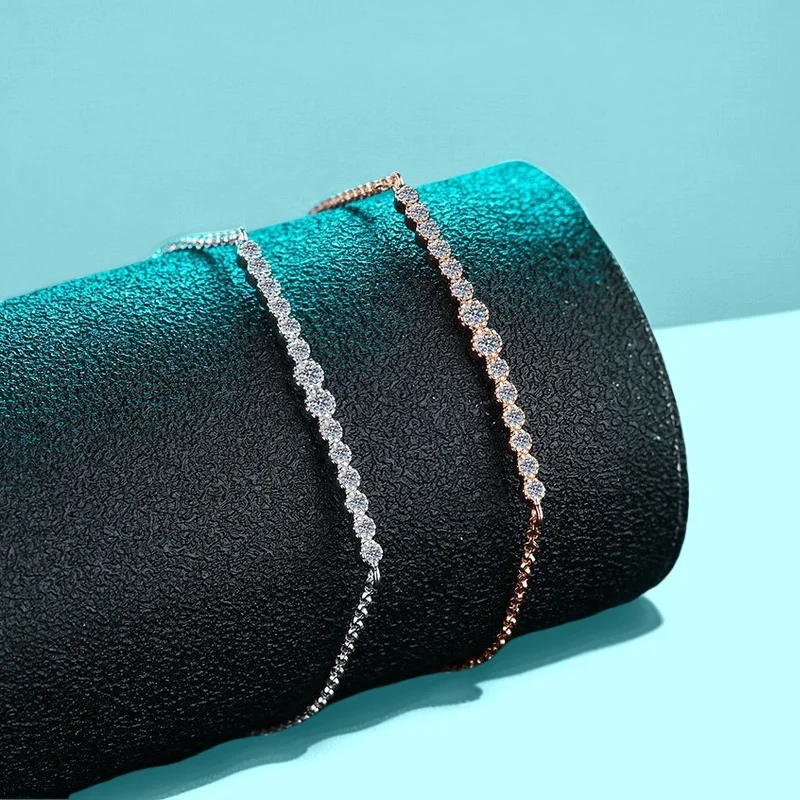 Серьги-гвоздики из чистого серебра S925 0,24 карата PT950 с овальным кабошоном и муассанитом, минималистичные сверкающие персонализированные ювелирные изделия, подарок
Серьги-гвоздики из чистого серебра S925 0,24 карата PT950 с овальным кабошоном и муассанитом, минималистичные сверкающие персонализированные ювелирные изделия, подарок