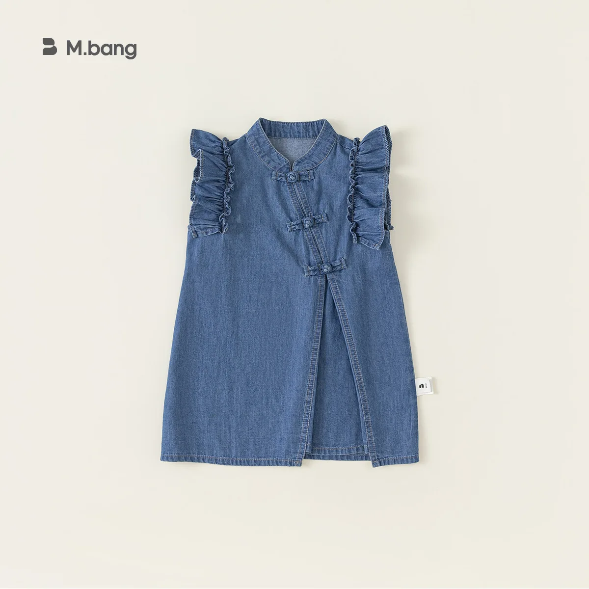 Girl Dress New Chinese Girl Denim Dress 2024 Summer Cowboy Dress Small Flying Sleeve Skirt Children Dresses Fashion Skirts
Girl Dress New Chinese Girl Denim Dress 2024 Summer Cowboy Dress Small Flying Sleeve Skirt Children Dresses Fashion Skirts