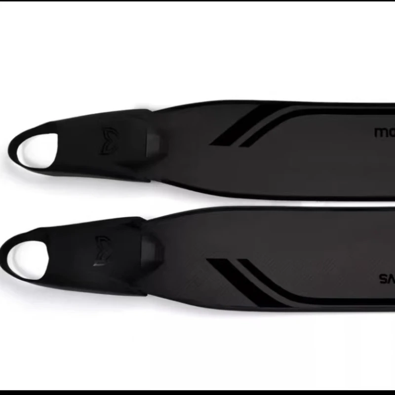 3 Carbon fiber free diving training flippers, silicone foot cover
3 Carbon fiber free diving training flippers, silicone foot cover