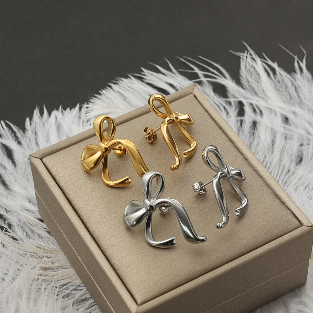 ZMfashion Stainless steel bowknot earrings Fashionable Unique Cute and exquisite ladies jewelry items
ZMfashion Stainless steel bowknot earrings Fashionable Unique Cute and exquisite ladies jewelry items