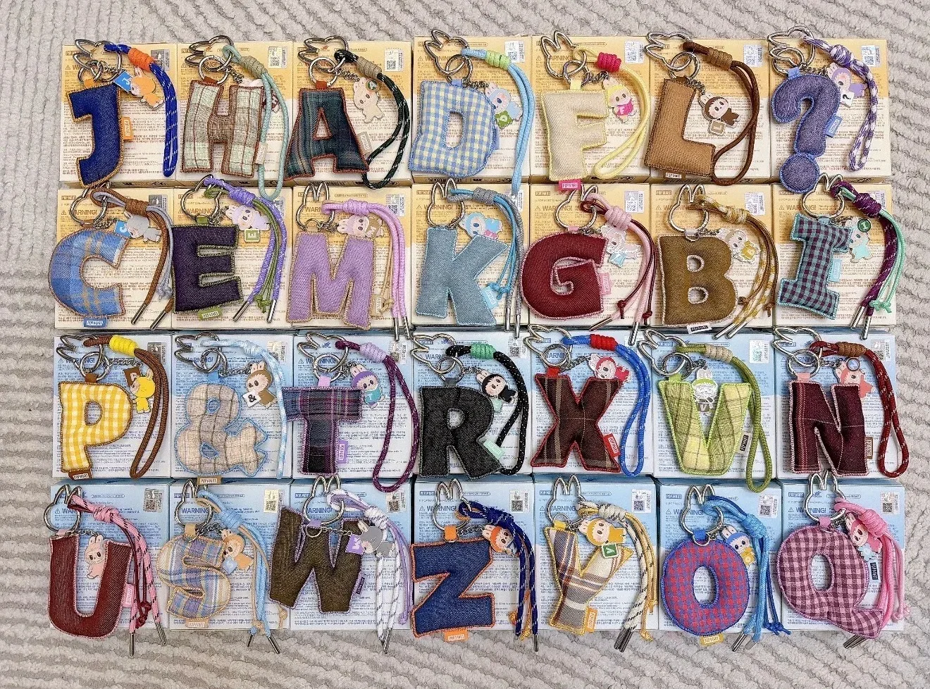 POPMART LabubuV4 Secret Code Series Letter Decoration Trend Blind Box Cute and Interesting Toy Surprise Collection Birthday Gift
POPMART LabubuV4 Secret Code Series Letter Decoration Trend Blind Box Cute and Interesting Toy Surprise Collection Birthday Gift