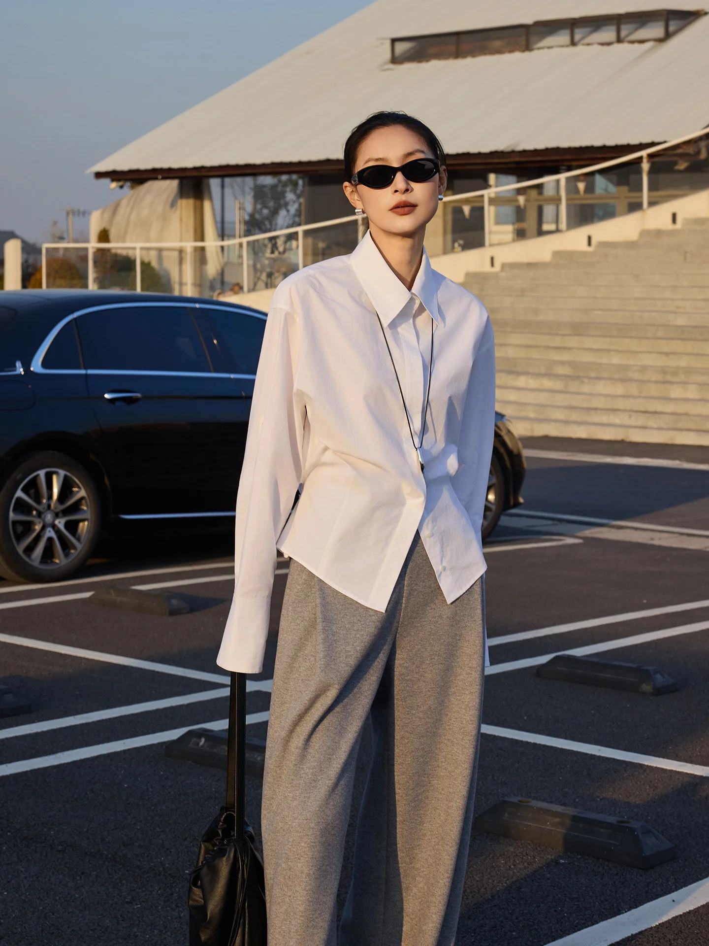 Jieji Zhang Spring Pure Cotton ort Design Slim Fit White Long Sve irt Women's Casual Faion Inner Wear Loose Sle
Jieji Zhang Spring Pure Cotton ort Design Slim Fit White Long Sve irt Women's Casual Faion Inner Wear Loose Sle