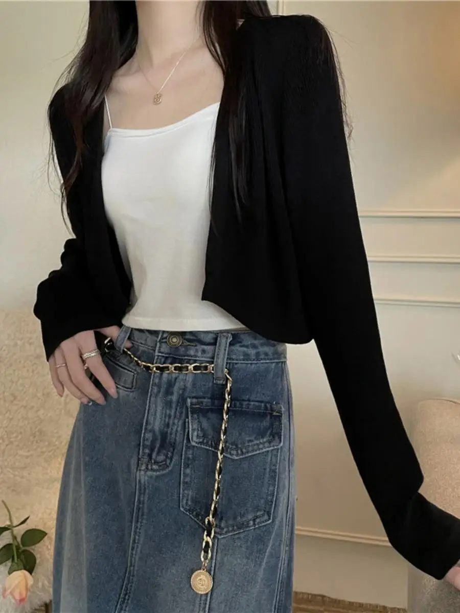 Lightweight Knitted Sun Protection Cardigan Women's Summer New Loose Long Sleeve Short Coat Open Cardigan Ultra Thin Outerwear
Lightweight Knitted Sun Protection Cardigan Women's Summer New Loose Long Sleeve Short Coat Open Cardigan Ultra Thin Outerwear
