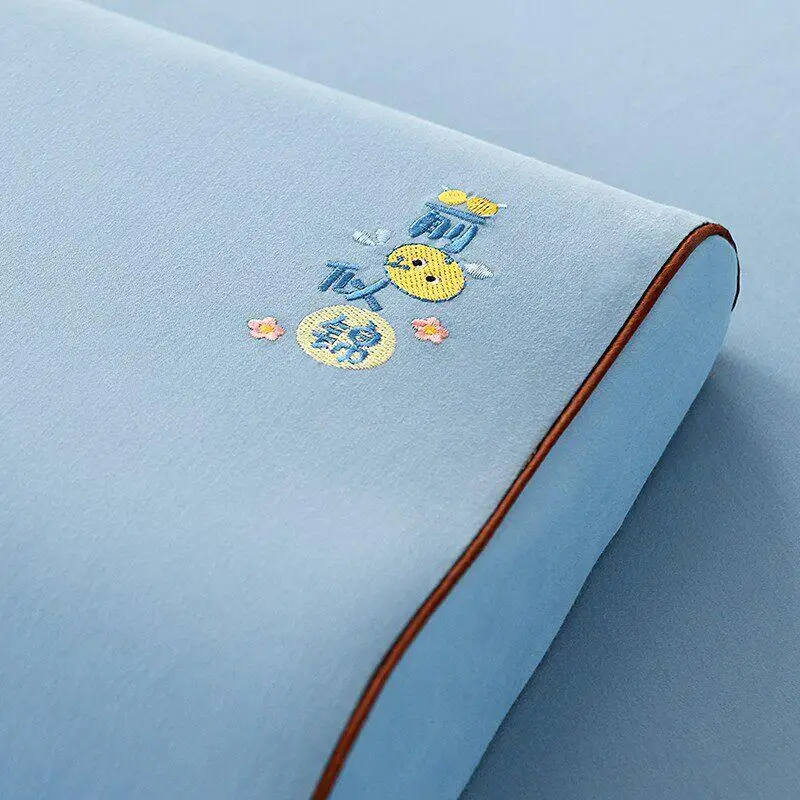 Warm Cotton Latex Pillowcase Flannel Adult Memory Pillowcase Student Neck Support Pillow Core Cover Modern Simple Style
Warm Cotton Latex Pillowcase Flannel Adult Memory Pillowcase Student Neck Support Pillow Core Cover Modern Simple Style