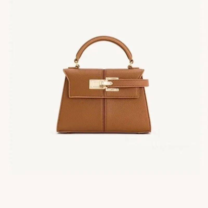 JWPEI Vintage Leather Crossbody Bags for Women 2024 Designer Female Small Flap Shoulder Underarm Bag Armpit Handbags and Purses
JWPEI Vintage Leather Crossbody Bags for Women 2024 Designer Female Small Flap Shoulder Underarm Bag Armpit Handbags and Purses