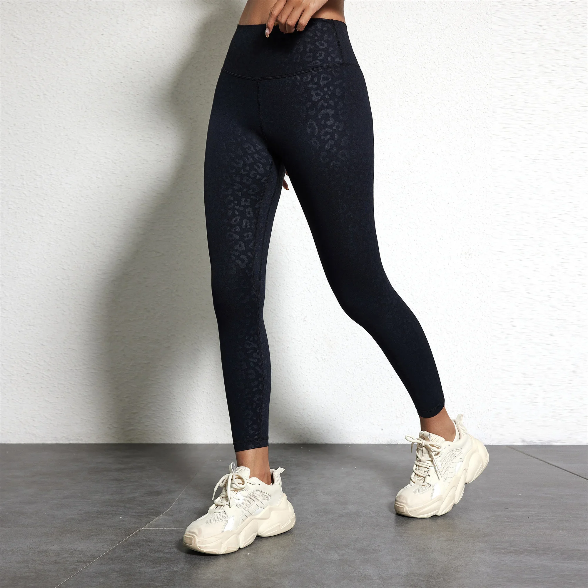 Solid 2.0 25inch High Waist Yoga Legging Tight Women Sport Ankle-length Fitnes Pant Butter Athletic Gym Internal pocket Trainin
Solid 2.0 25inch High Waist Yoga Legging Tight Women Sport Ankle-length Fitnes Pant Butter Athletic Gym Internal pocket Trainin