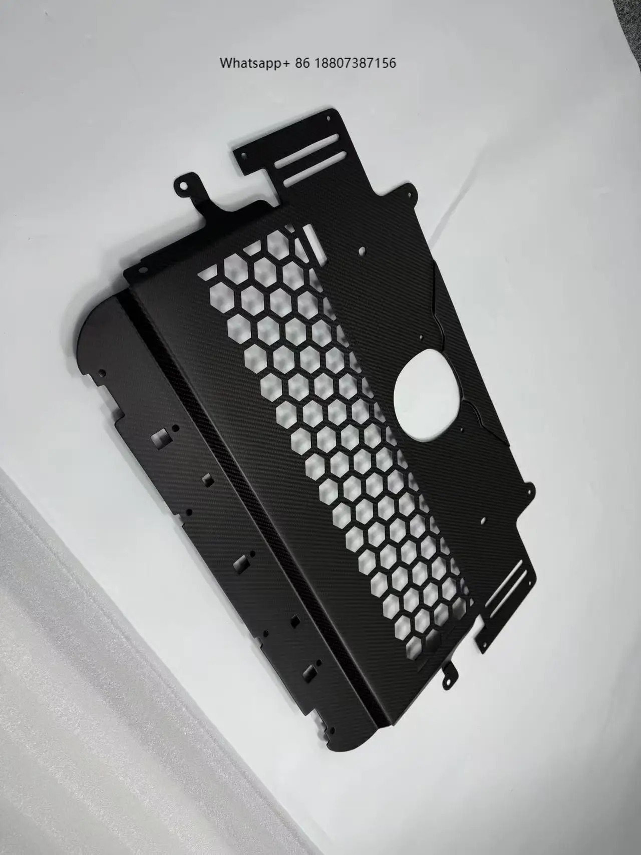 High quality Dry Carbon Fiber Lower Guard Plate forBMW M2 M3 M4 G80 G82 G87 Oil Cooler Skid Plate
High quality Dry Carbon Fiber Lower Guard Plate forBMW M2 M3 M4 G80 G82 G87 Oil Cooler Skid Plate