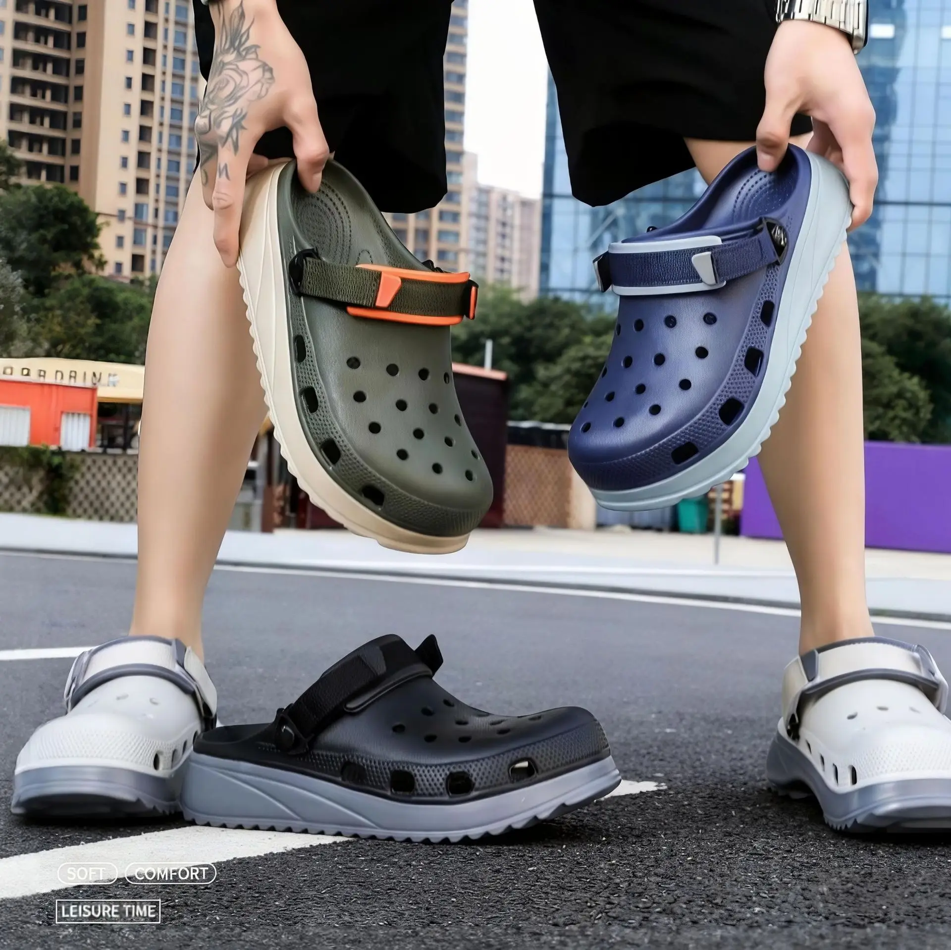 Trendy men's outdoor cool slippers summer waterproof, smooth and breathable baotou beach double color hole shoes
Trendy men's outdoor cool slippers summer waterproof, smooth and breathable baotou beach double color hole shoes