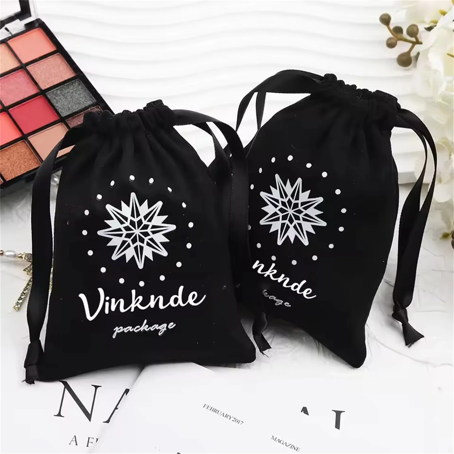 Jewelry Packaging Bags Wedding Gift Candy Bag Bracelet Velvet Pouches Custom Logo 100Pcs/lot Drawstring Flannel Small Rings Sack
Jewelry Packaging Bags Wedding Gift Candy Bag Bracelet Velvet Pouches Custom Logo 100Pcs/lot Drawstring Flannel Small Rings Sack