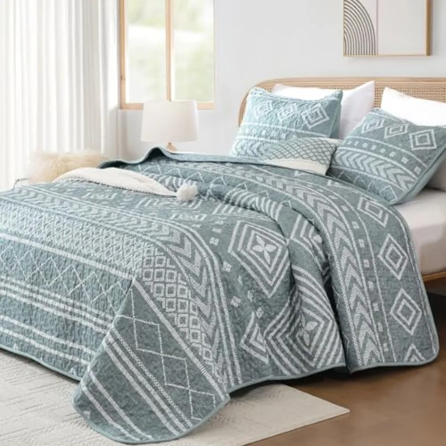 Boho Quilt Set Size Stripe Bedspreads Bedding Set Aztec Bohemian Lightweight Coverlet Set with 2 Shams for Bed 106x90 Inch
Boho Quilt Set Size Stripe Bedspreads Bedding Set Aztec Bohemian Lightweight Coverlet Set with 2 Shams for Bed 106x90 Inch