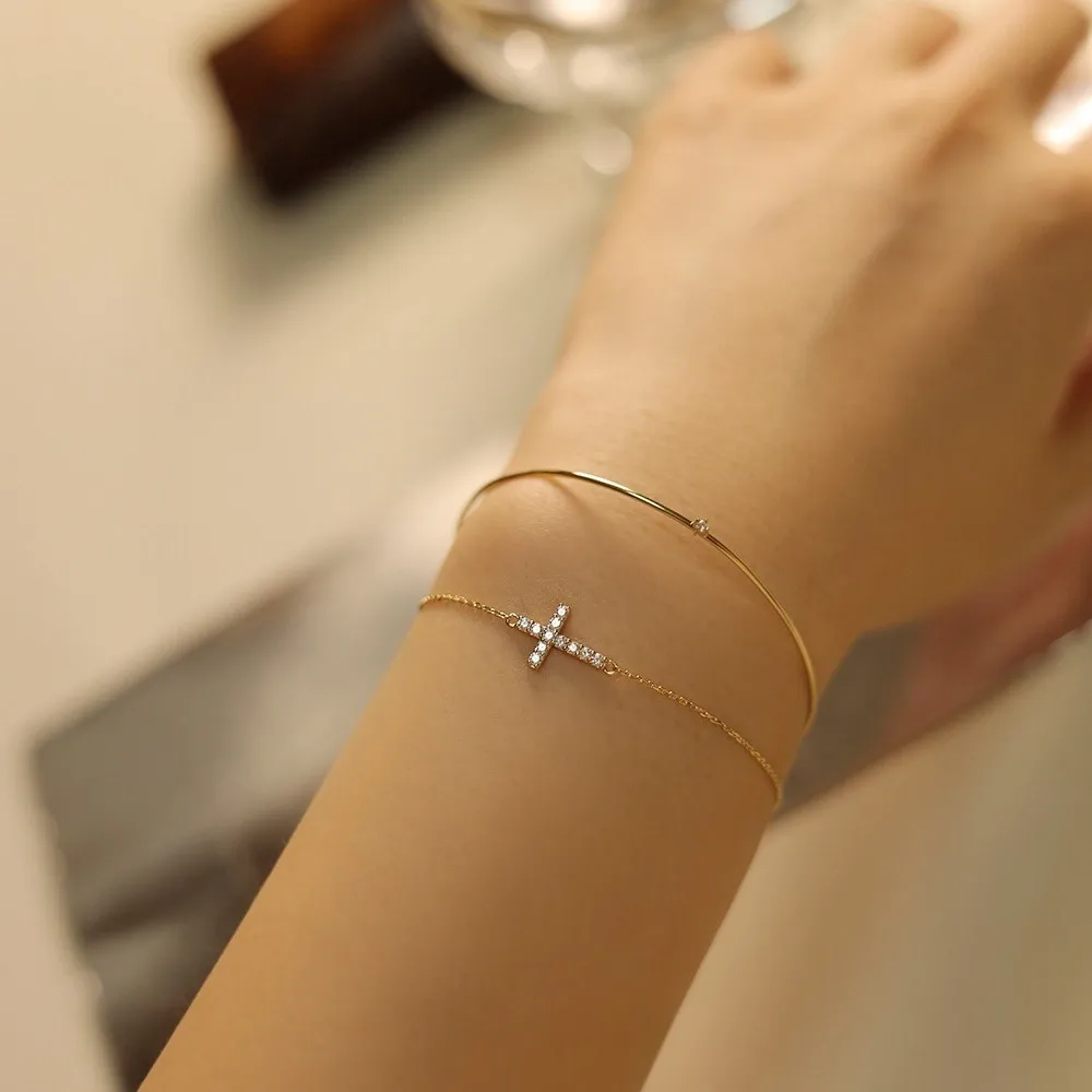 CCFJOYAS 925 Sterling Silver Plated 18K Gold Cross Zircon Bracelet Adjustable Chain Bracelet for Women Stackable Jewelry Gift
CCFJOYAS 925 Sterling Silver Plated 18K Gold Cross Zircon Bracelet Adjustable Chain Bracelet for Women Stackable Jewelry Gift