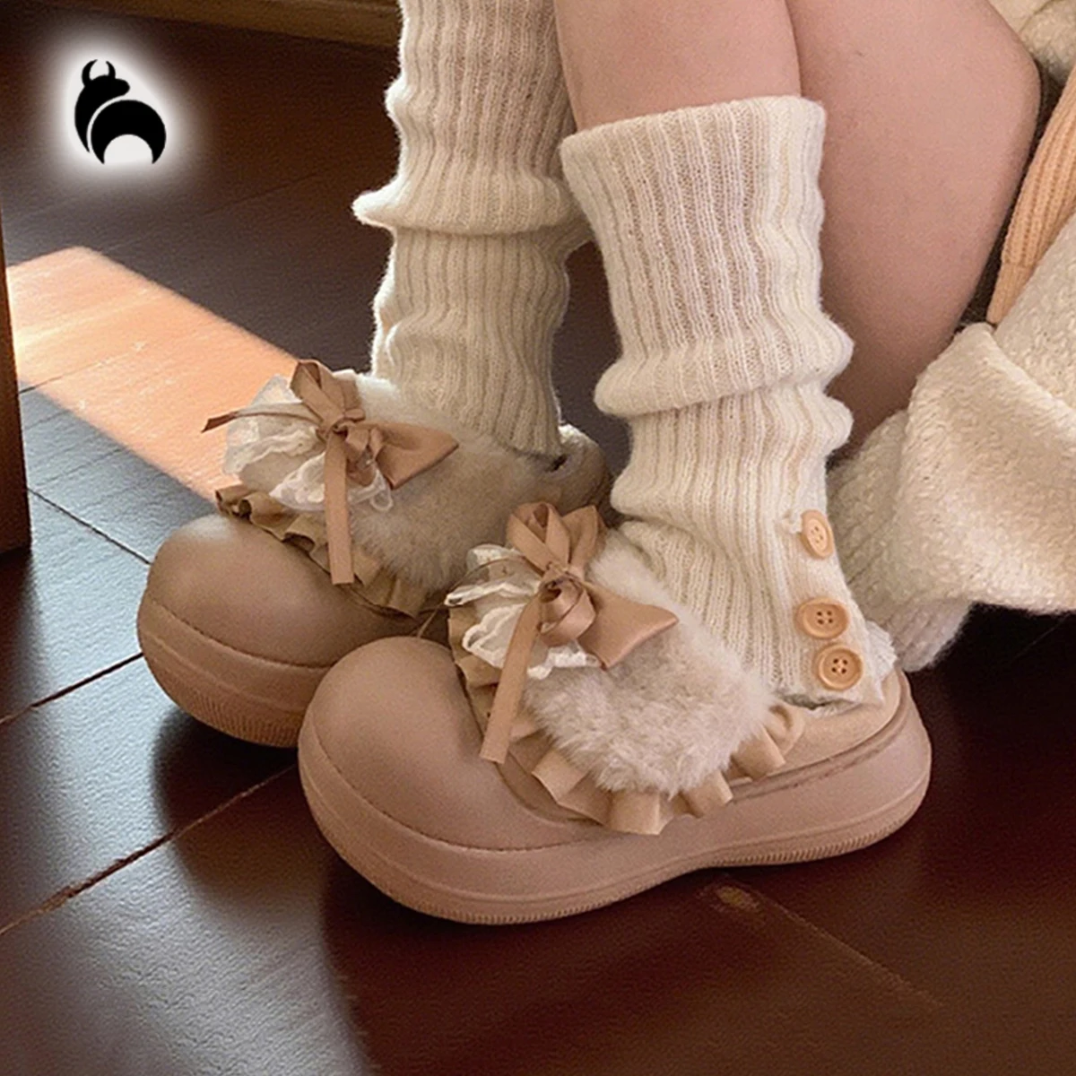 Bow-Knot Cotton Slippers for Women, Non-Slip, Winter, Sweet and Cute, Thick-Soled Furry Women's Cotton Slippers for Outdoor Wear
Bow-Knot Cotton Slippers for Women, Non-Slip, Winter, Sweet and Cute, Thick-Soled Furry Women's Cotton Slippers for Outdoor Wear