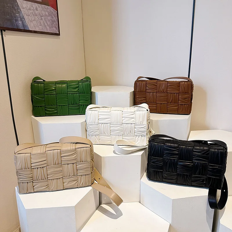 2025 Woven Crossbody Bag - Stylish Square Shoulder Purse for Women, Boho Textured Tote with Spacious Storage
2025 Woven Crossbody Bag - Stylish Square Shoulder Purse for Women, Boho Textured Tote with Spacious Storage