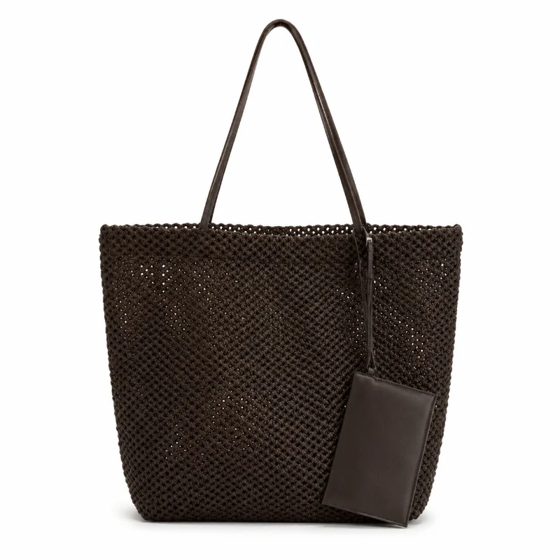 Vintage Genuine Leather Tote Bag for Women Large Capacity Hollow Woven Straw Underarm Commuter Handbag
Vintage Genuine Leather Tote Bag for Women Large Capacity Hollow Woven Straw Underarm Commuter Handbag
