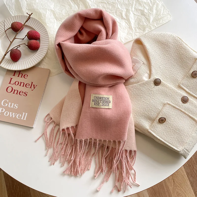 Women's winter new versatile double-sided dual color shawl dual-use pink imitation cashmere Korean version high-end warm scarf
Women's winter new versatile double-sided dual color shawl dual-use pink imitation cashmere Korean version high-end warm scarf