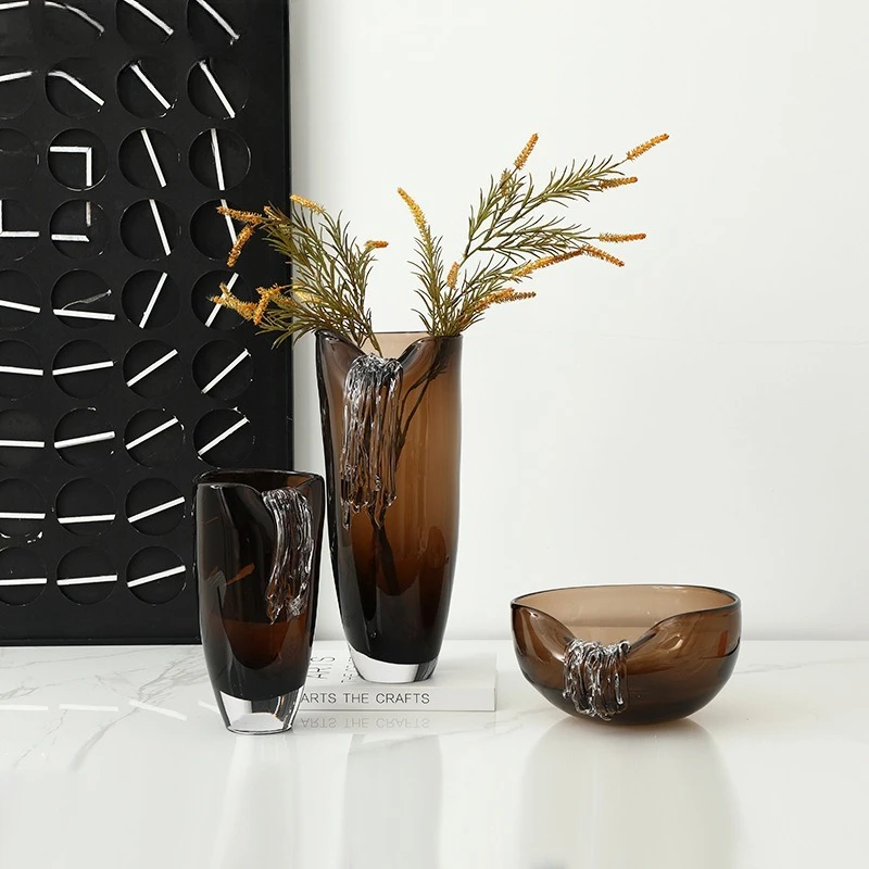 Light luxury creative ice bar glass hydroponic vase villa exhibition hall dining table wine cabinet advanced soft handicraft
Light luxury creative ice bar glass hydroponic vase villa exhibition hall dining table wine cabinet advanced soft handicraft