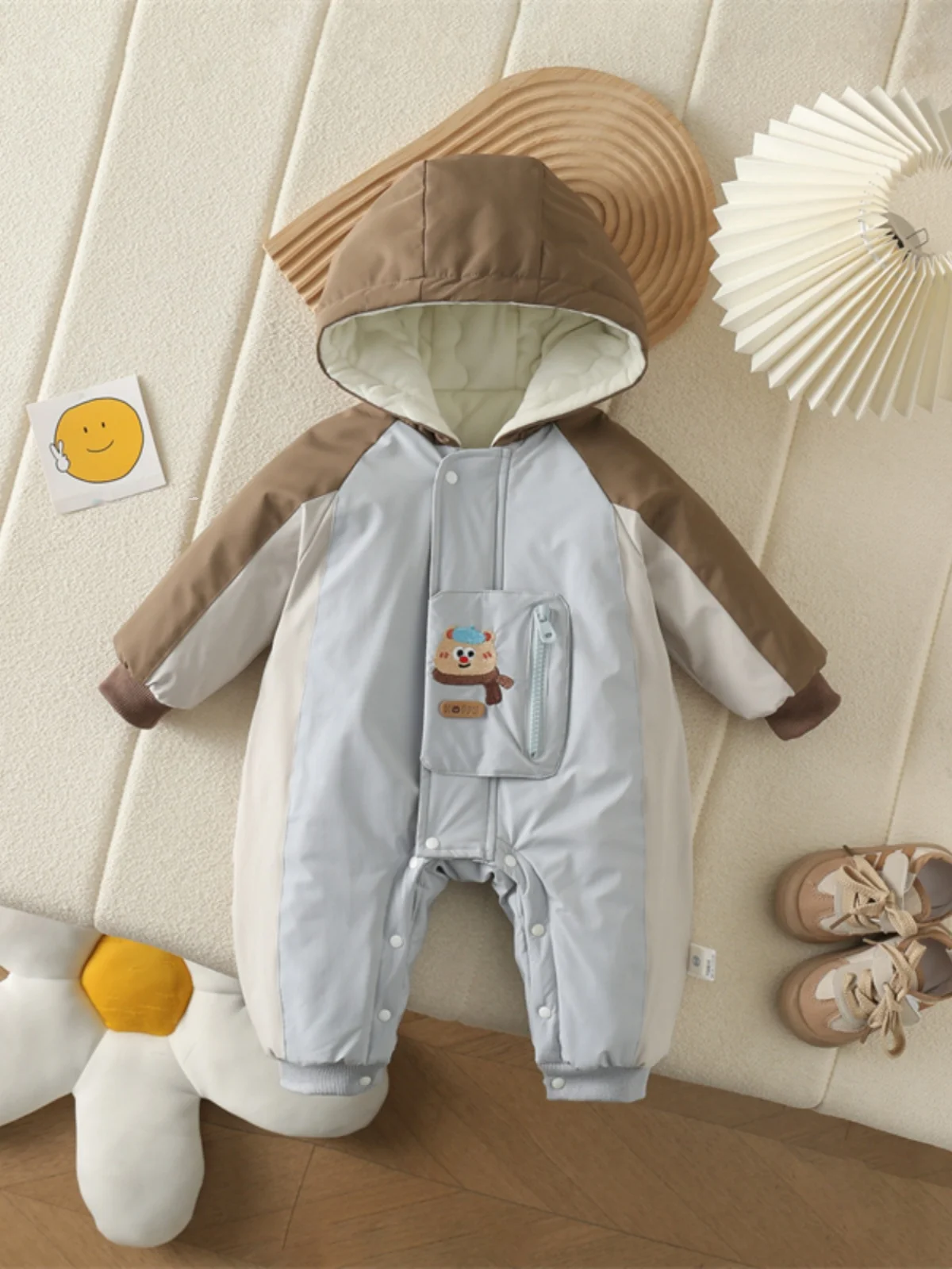 Newborn Baby Winter Clothes Thiened Fce Lined Hooded Rer Cartoon Print Warm Bunting Suit for Infants And Toddlers
Newborn Baby Winter Clothes Thiened Fce Lined Hooded Rer Cartoon Print Warm Bunting Suit for Infants And Toddlers