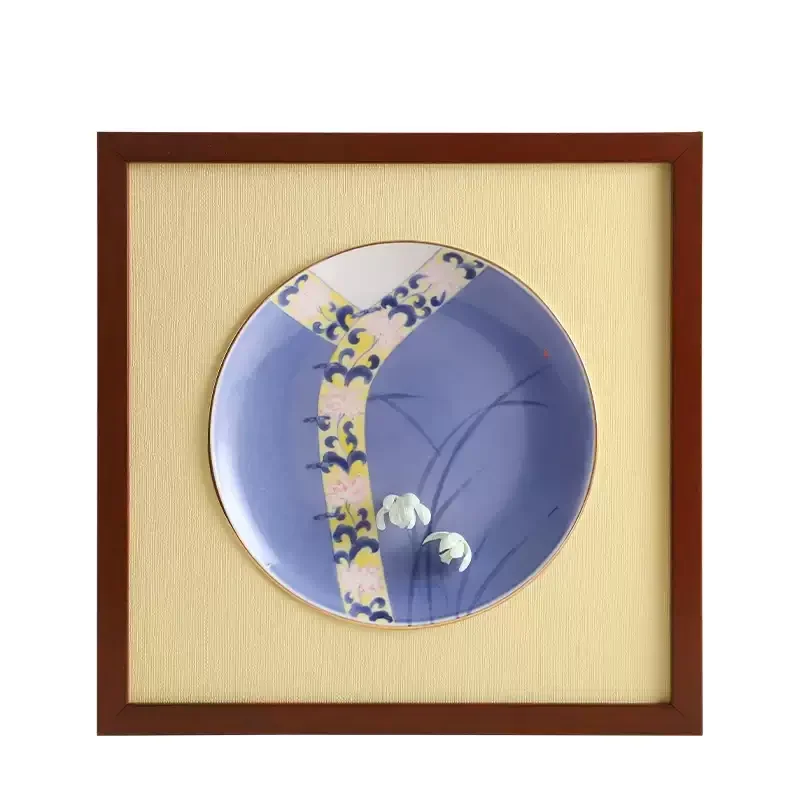 Hand painted porcelain plate mural magnolia decorative painting living room sofa background wall aisle entrance porcelain plate
Hand painted porcelain plate mural magnolia decorative painting living room sofa background wall aisle entrance porcelain plate