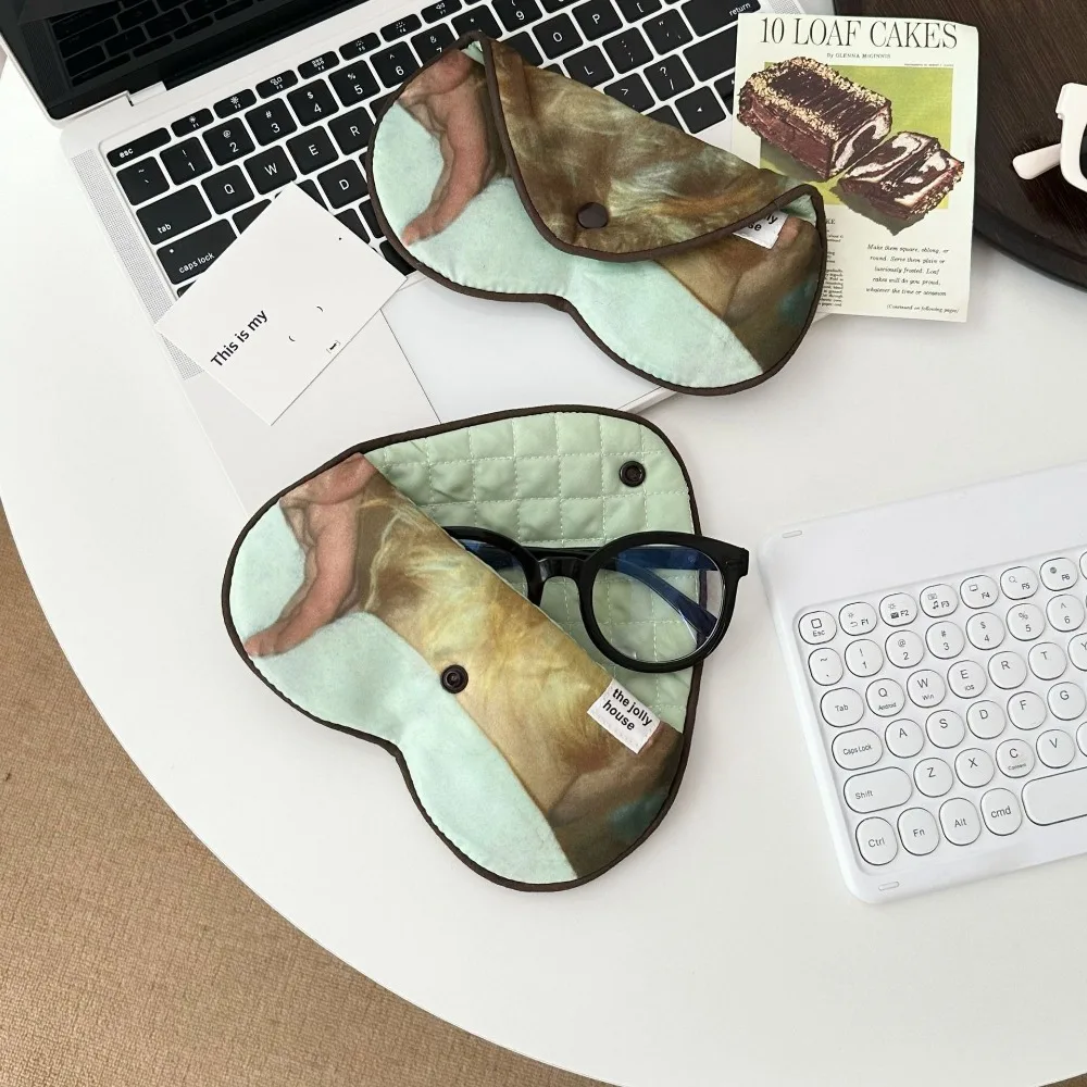 Creative Fabric Heart Glasses Storage Bag Green Korean Glasses Storage Bag Sunglasses Storage Bag Outdoor
Creative Fabric Heart Glasses Storage Bag Green Korean Glasses Storage Bag Sunglasses Storage Bag Outdoor